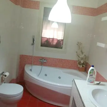 3 Bedrooms House With Jacuzzi Garden And Wifi At * Comiso