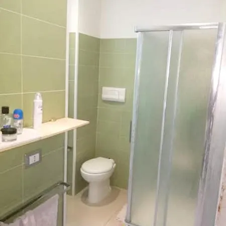 3 Bedrooms House With Jacuzzi Garden And Wifi At Comiso